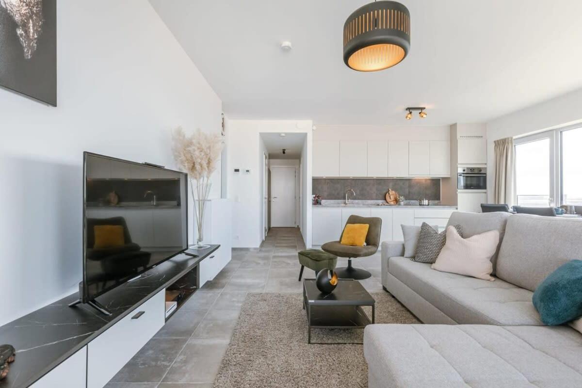 Huswell - Bright Apartment With Seaview Bredene Extérieur photo
